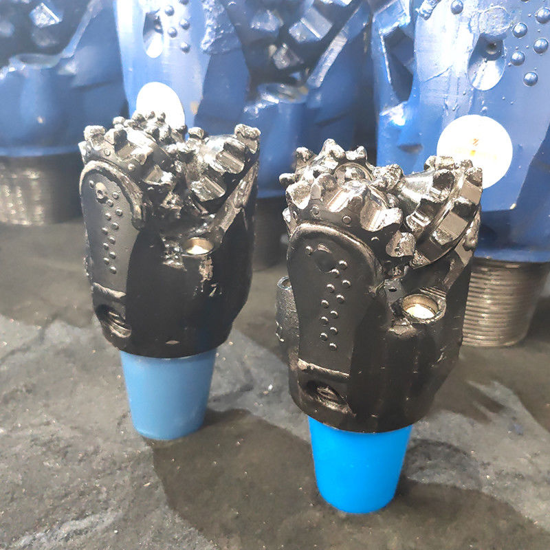 6 1/2 (165.1) Máy khoan răng máy tùy chỉnh Bit Sức mạnh nén cao cho các hình thành cứng trung bình