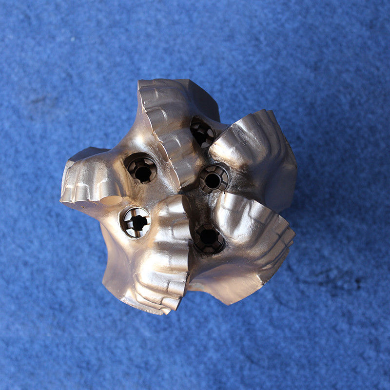 8 1/4 (209.6mm) Khoan dầu PDC khoan với độ mài thấp ISO9001