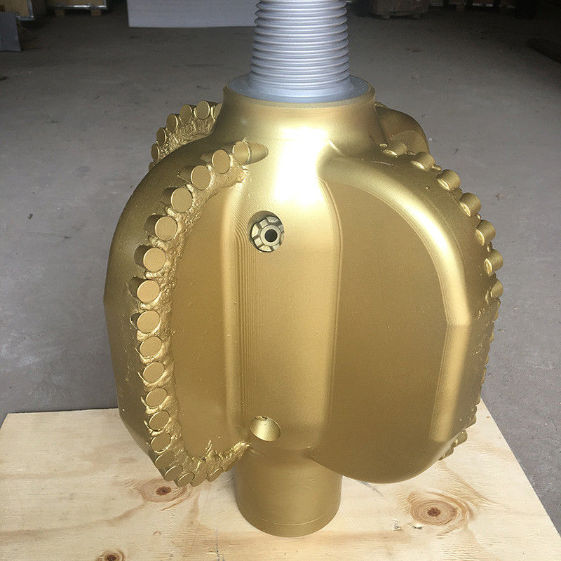 Độ bền cao PDC Reamer Bit For Drill Hole Mềm đến hình thành cứng