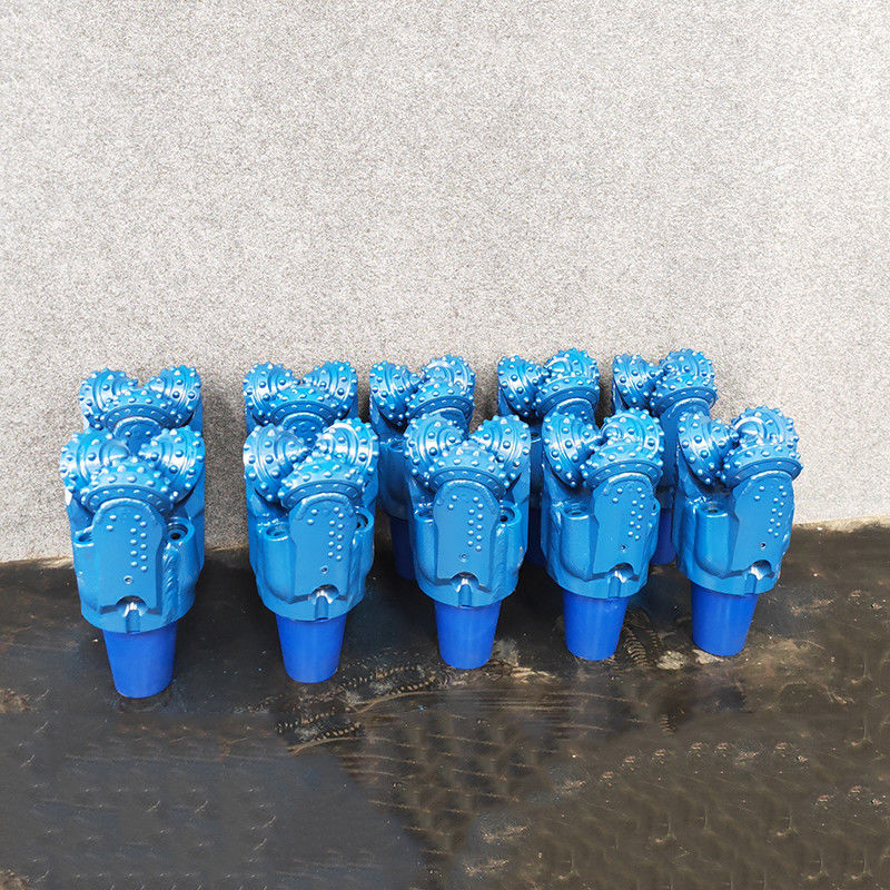 6 1/2 (165.1mm) Kích thước tiêu chuẩn Rock Reamer Hdd Carbon Steel cho mỏ dầu đá cứng