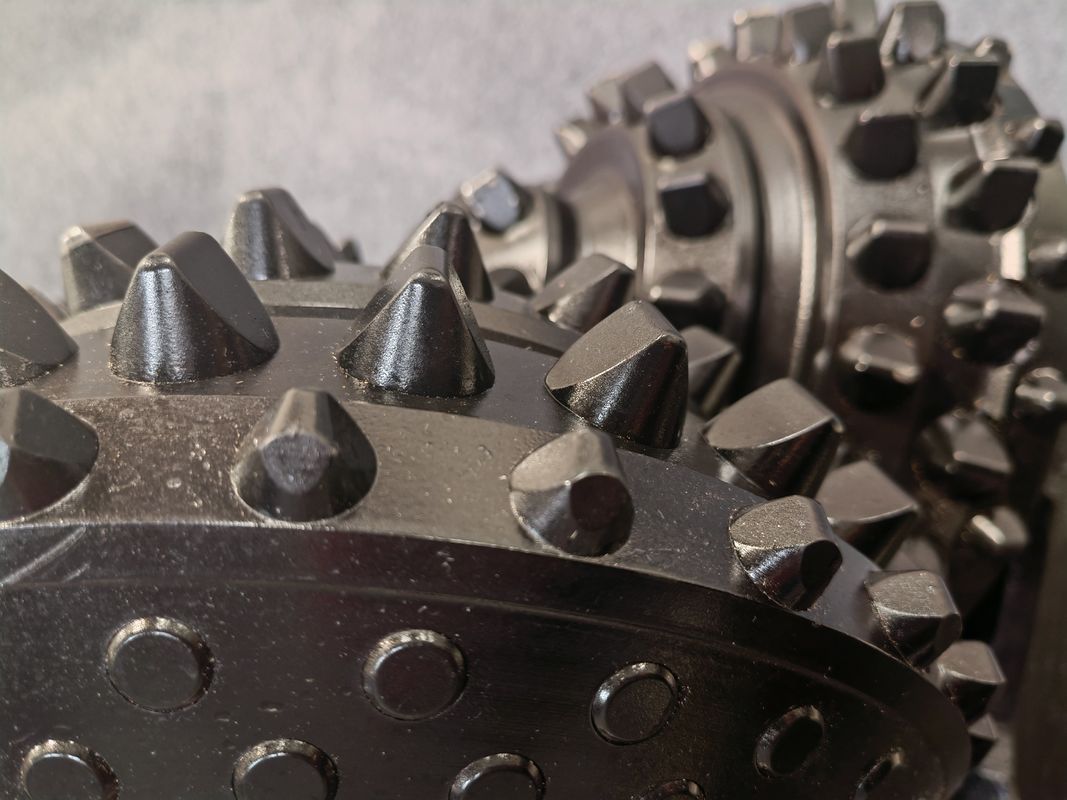 16 ((406.4mm) Rotating Cone Rock Roller Drill Bit 3 Cutter cho khoan hiệu quả