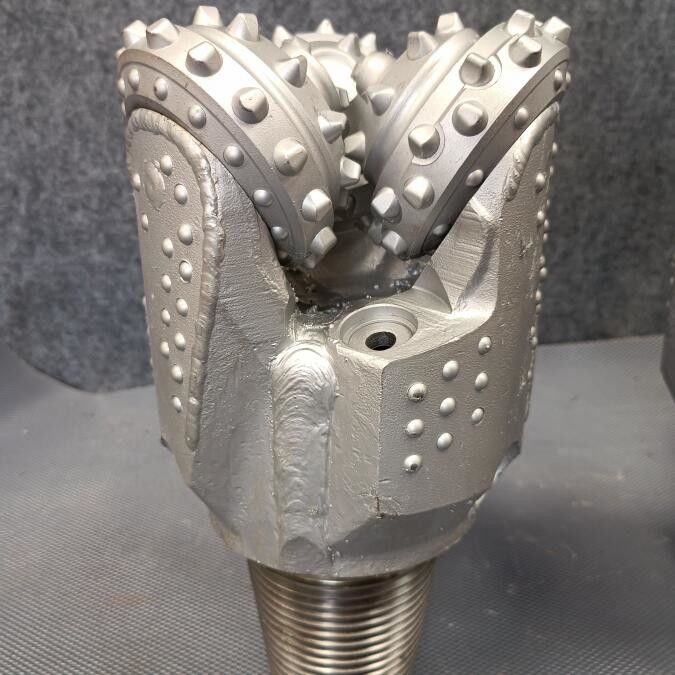Cao su niêm phong Xích khoan Carbide Tricone cho đá Đá đá vv - 3 1/2 API Reg