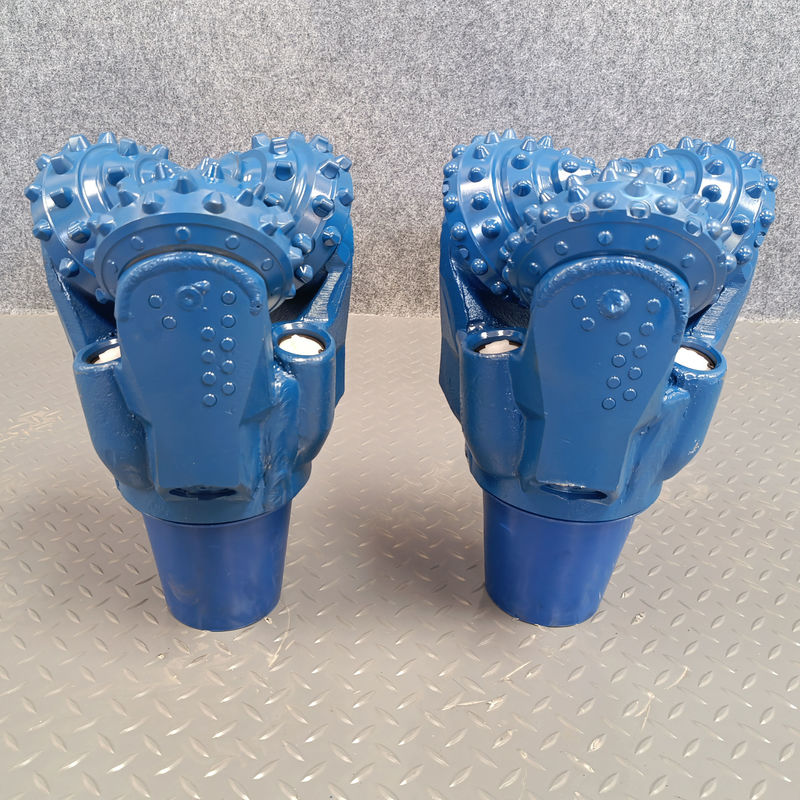 Tricone Bit với kết nối quay API Chứng nhận khoan đá Mỏ khoan công cụ khoan giả