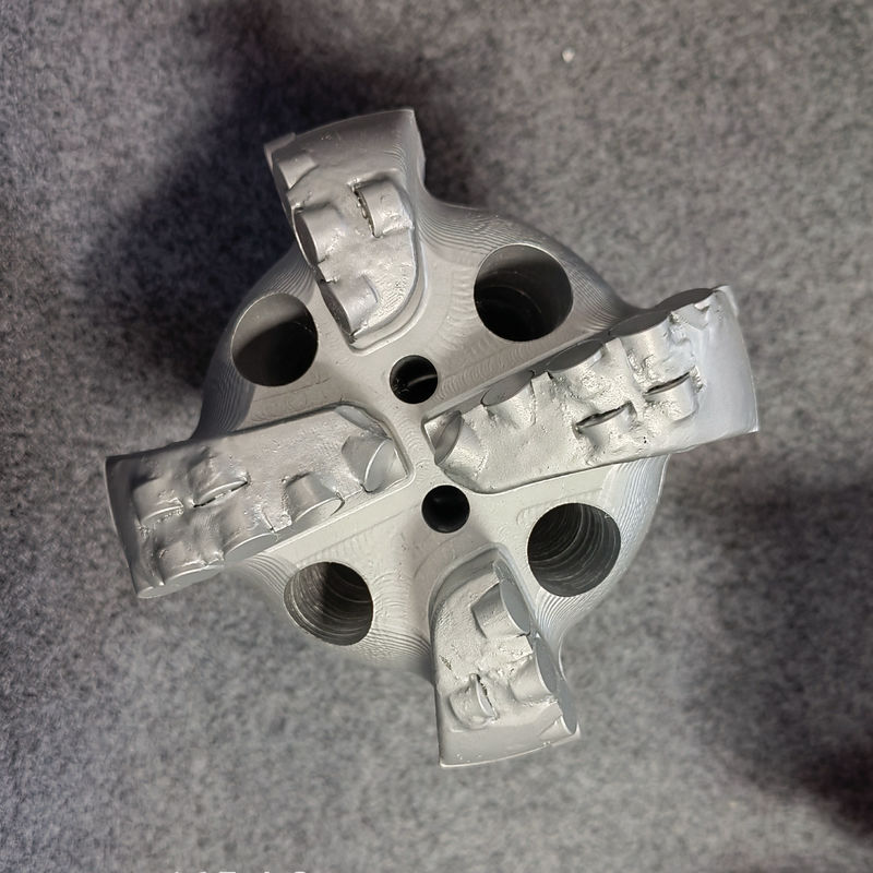 Mũi khoan PDC địa chất thân thép cho địa tầng mềm đến bán mềm với kích thước tùy chỉnh từ 98mm đến 3593.7mm