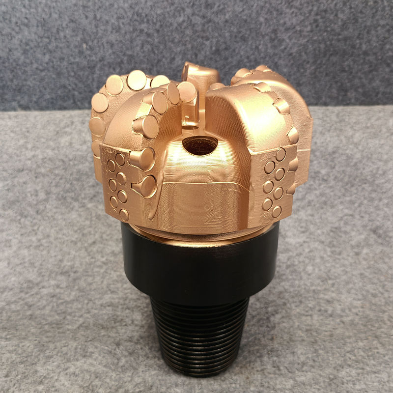 Cơ thể bit PDC với máy cắt PDC và kết nối API để khoan giếng nước
