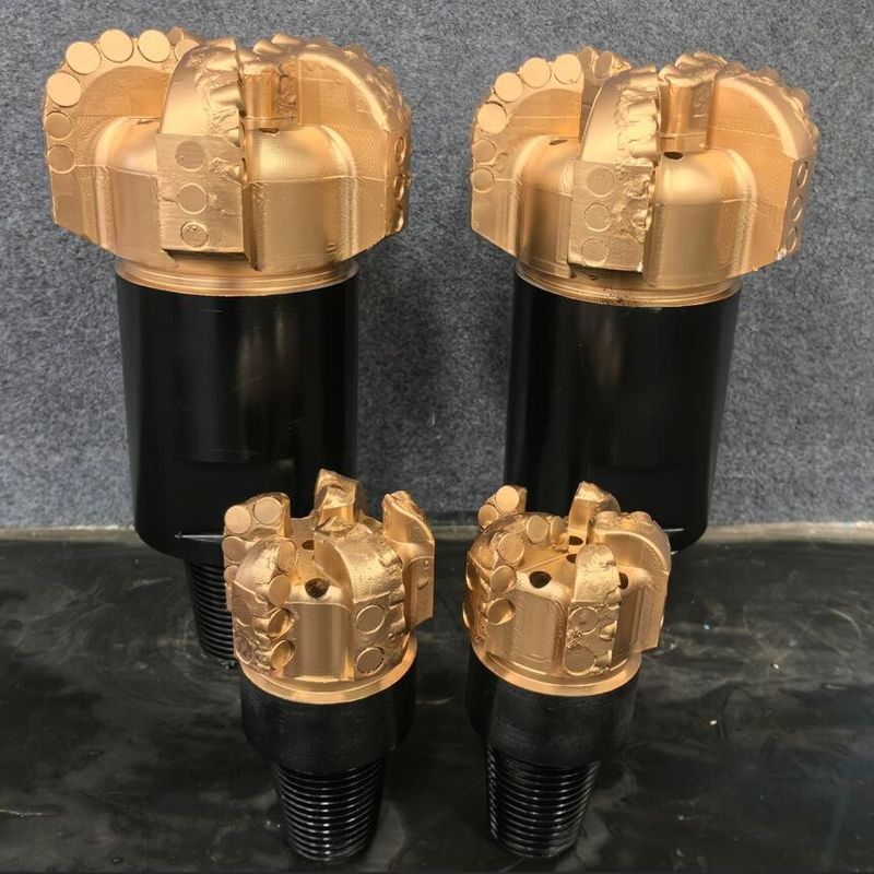 98mm đến 311mm PDC khoan bit cho mềm đến trung bình đá phiến chuỗi với độ mài mòn thấp thiết kế thép hợp kim tùy chỉnh