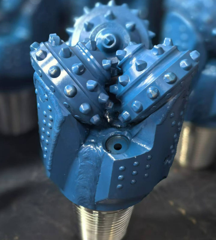 HDD chất lượng cao khoan theo hướng ngang Tricone bit 5 1/2 
