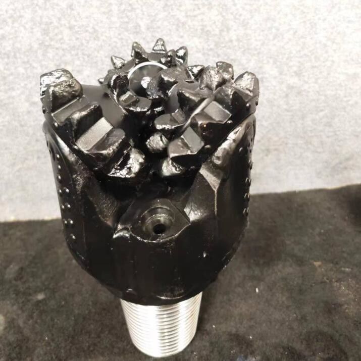 Khu vực dầu mỏ đệm 8 1/2 