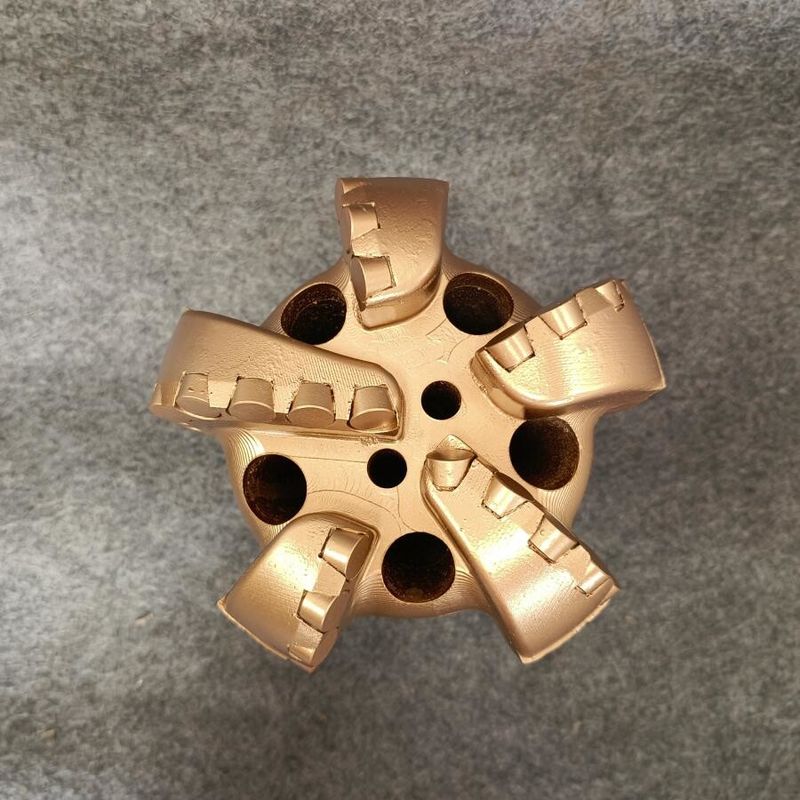 Kim cương 98mm 3 Blade Pdc Arc Angle Drill Bit Cho giếng nước Khoáng mỏ khoan