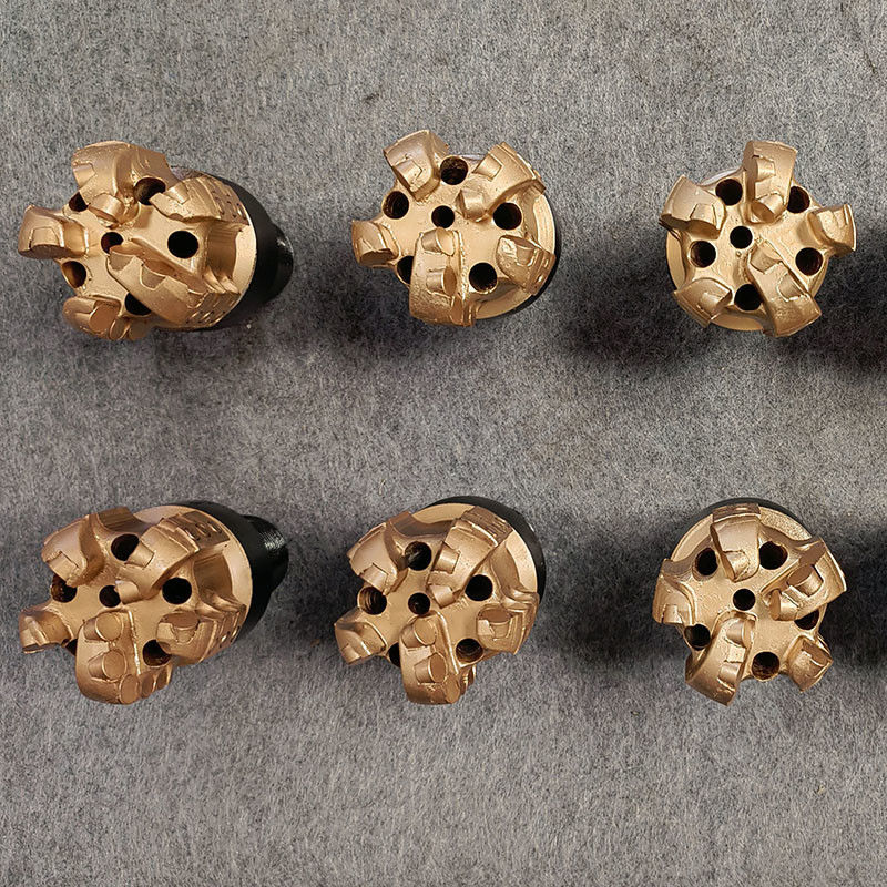 89mm 5 PDC thiết kế khoan Bits tùy chỉnh cho mềm đến trung bình hình thành mềm trong các ứng dụng khai thác mỏ