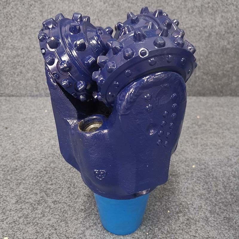Công nghệ Carbide tiên tiến trong các bit nón cuộn để khoan trong lưu thông không khí hoặc nước