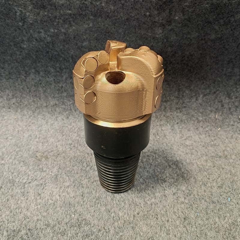 Điều khiển cơ thể thép tùy chỉnh Pdc khoan bit để kiểm soát độ đa phân hoàn hảo trong màu sắc ưa thích