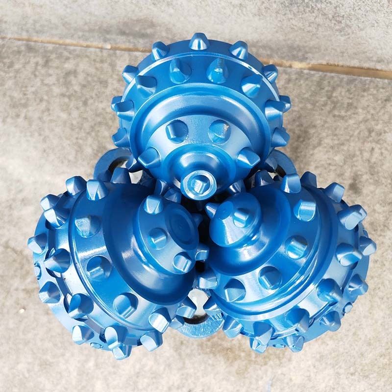 Mũi khoan đá ba nón tiêu chuẩn cho giếng địa chất và dầu sử dụng dung dịch gốc nước